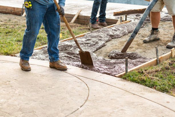 Best Concrete Driveway Installation in Mart, TX